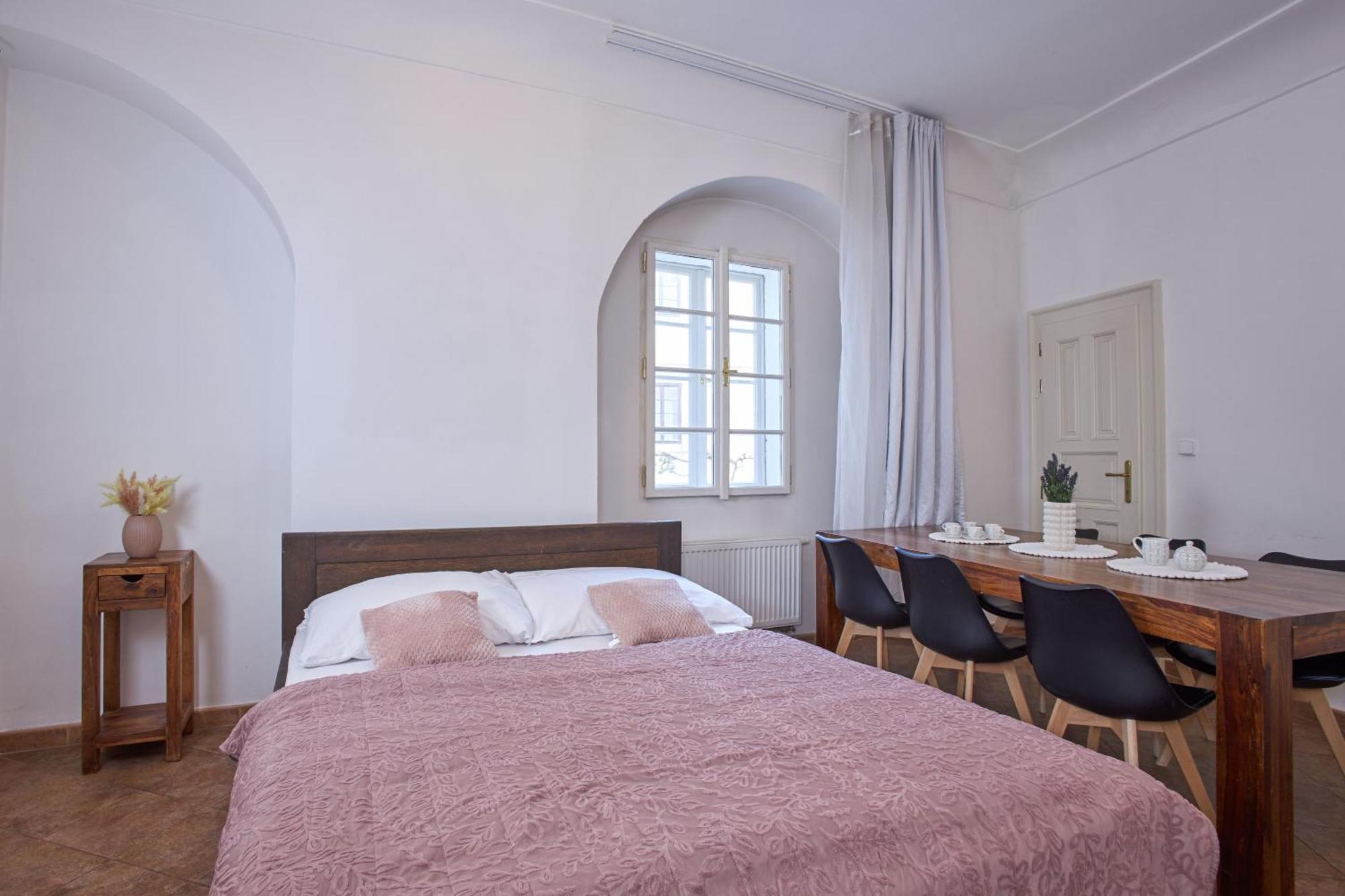 Charles Bridge Suites Prague Exterior photo