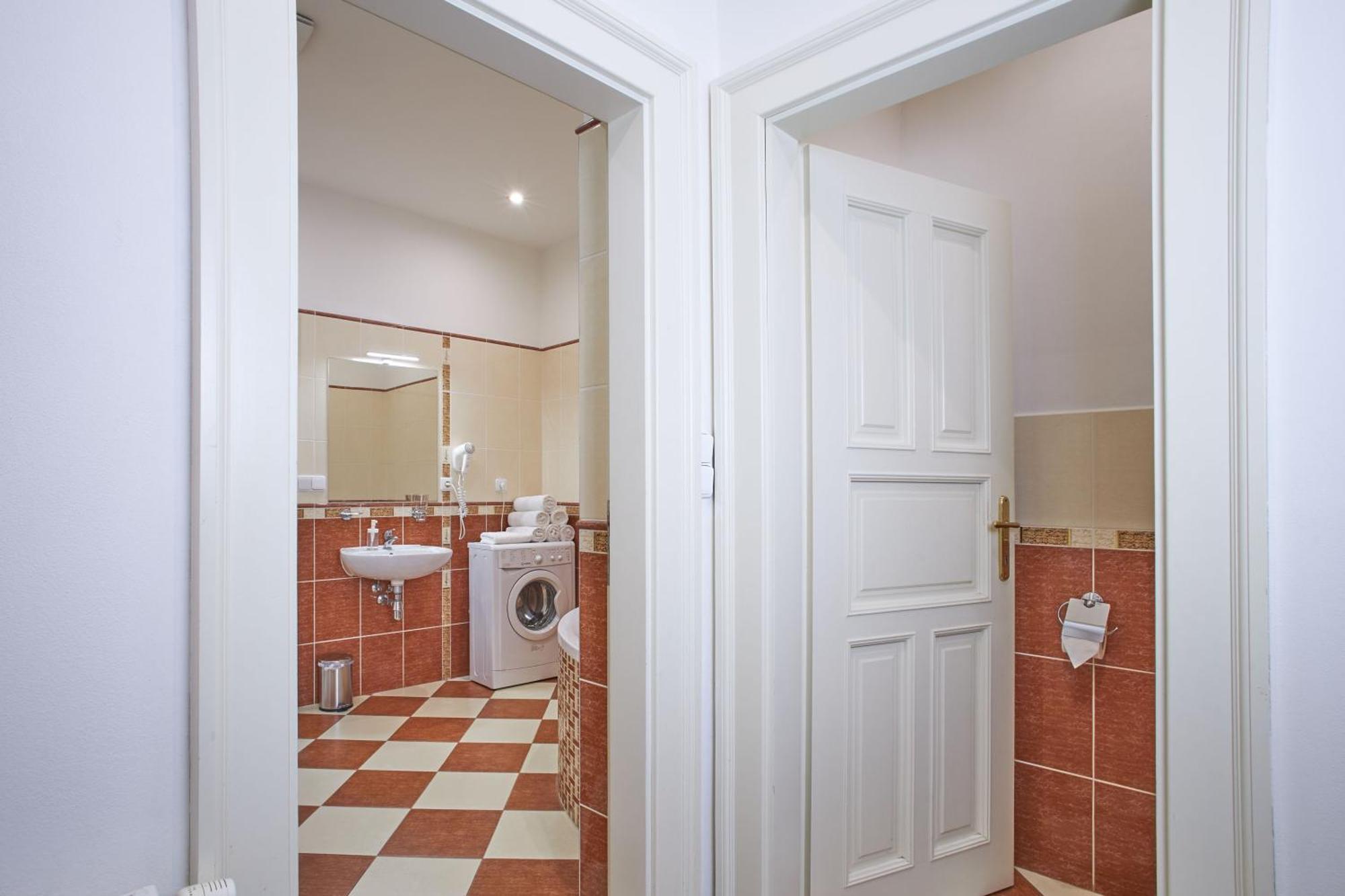 Charles Bridge Suites Prague Exterior photo